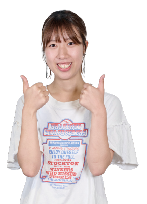 先輩学生（女）